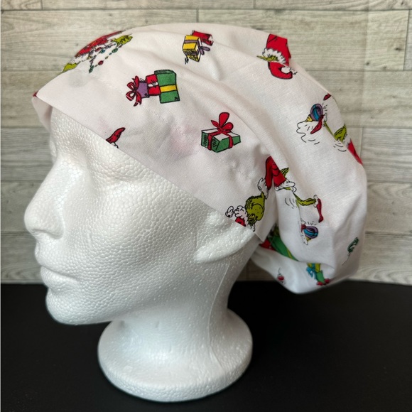 The Grinch Euro Scrub Cap - Picture 2 of 2